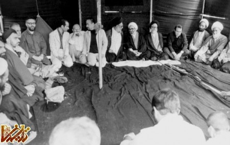 http://mandegar.tarikhema.org/images/2011/04/Hossein-Ali_montazeri_Sadegh_ghotbzade_Ebrahim_yazdi5.jpg